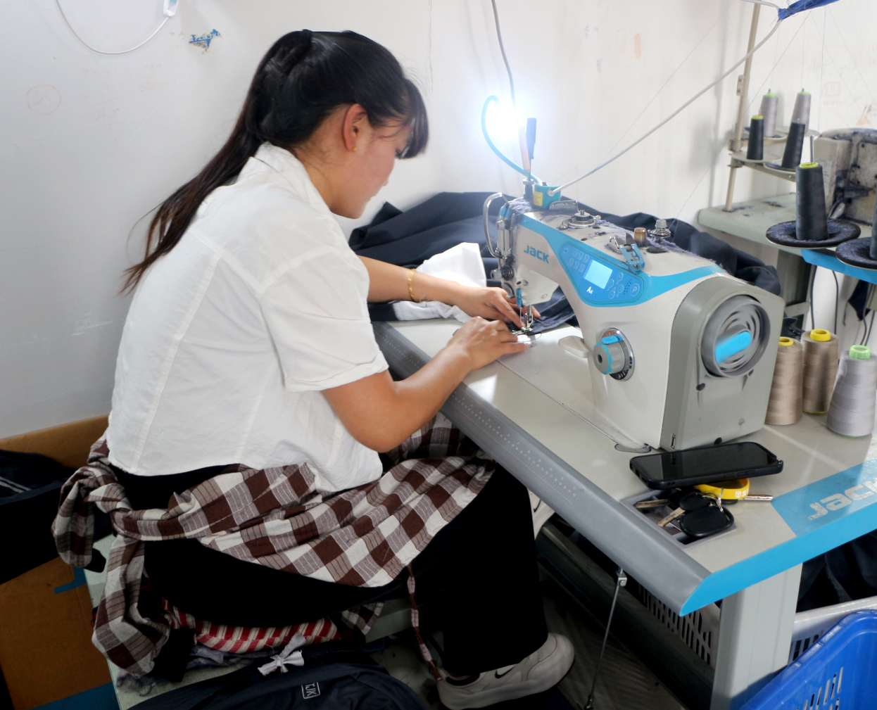 河南中易通服飾有限公司